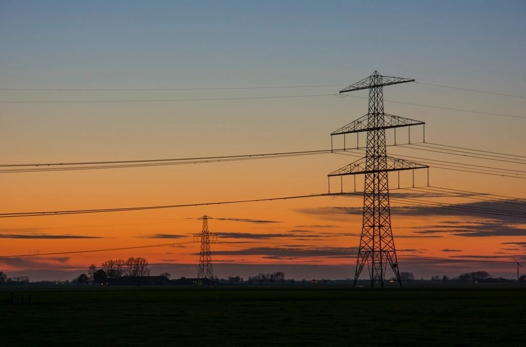 El precio de la luz depende del mercado mayorista y de tu tipo de tarifa.